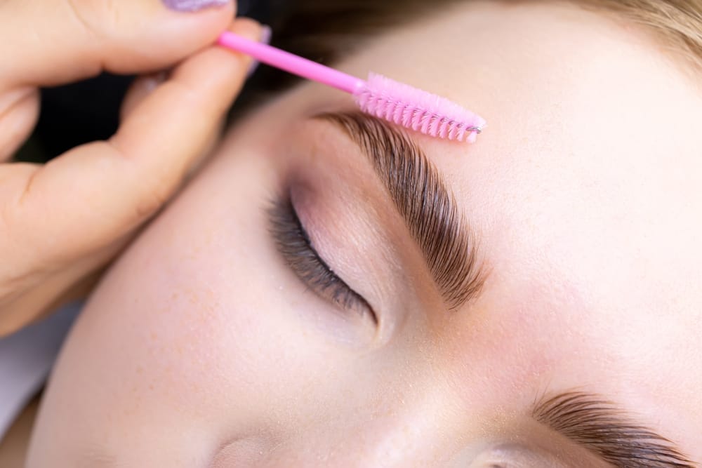 Brow Lamination Treatment